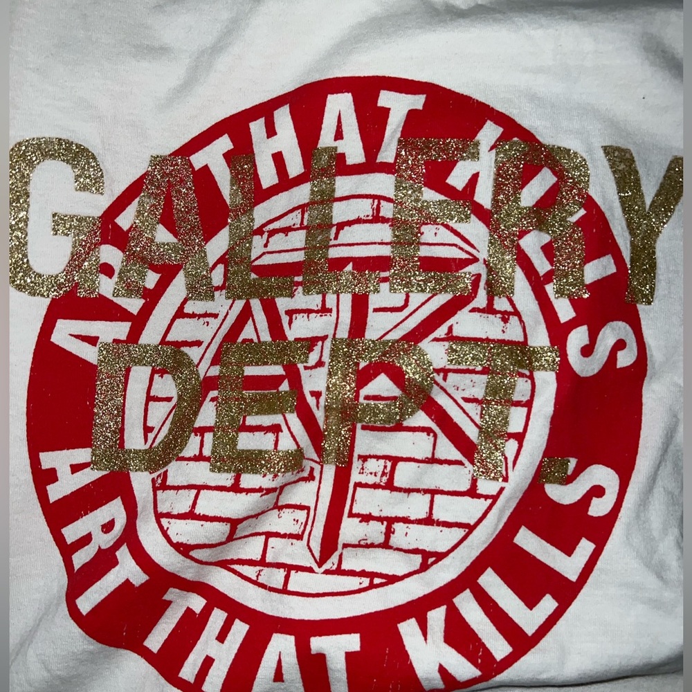 Gallery Dept Tee shirt